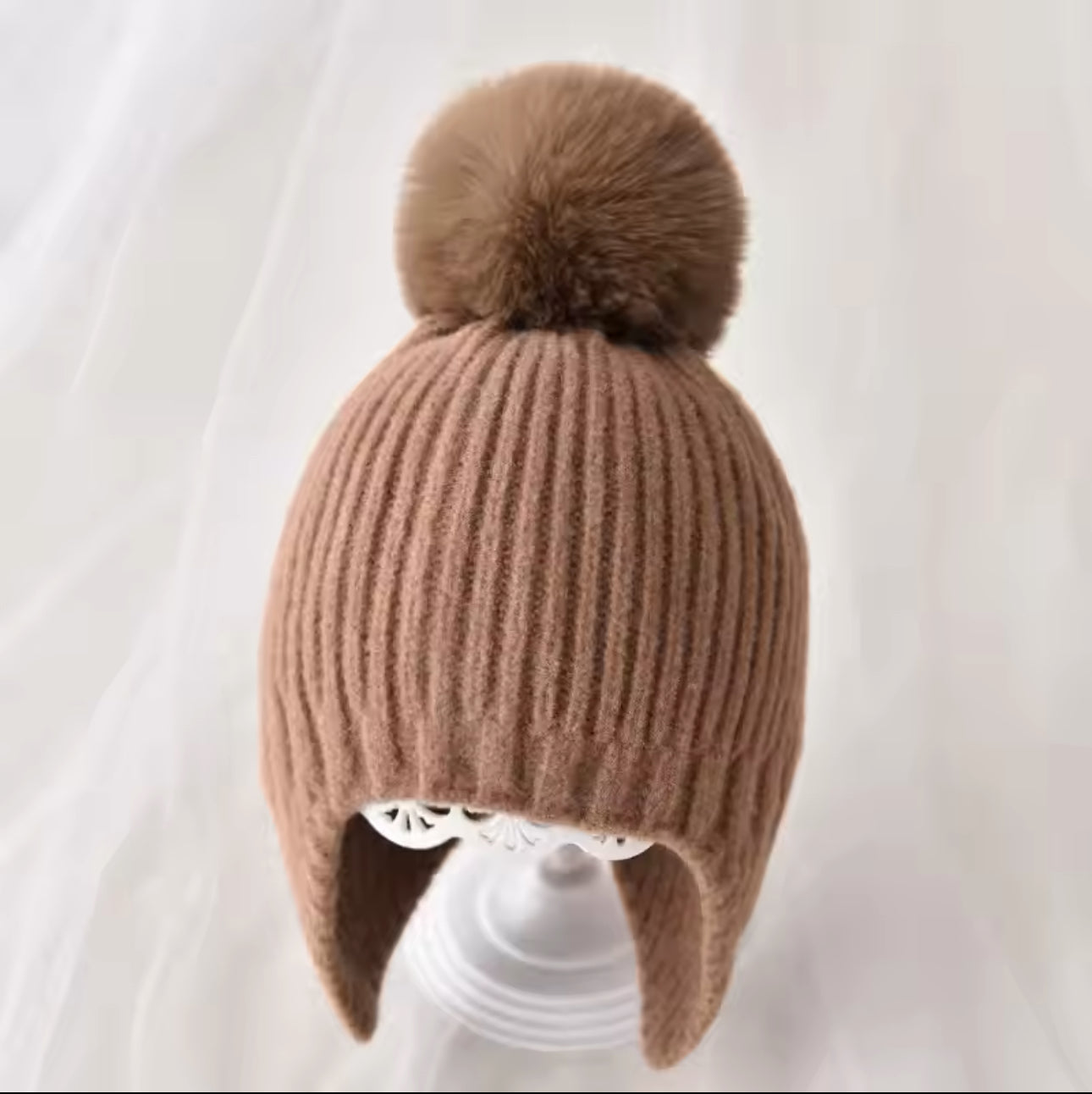 Winter Pom Pom hat